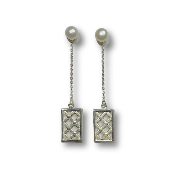 Frame Earrings in Silver by Tomoe Akiba