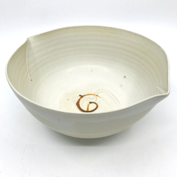 Oatmeal-Coloured Porcelain Bowl by Kayo O’Young