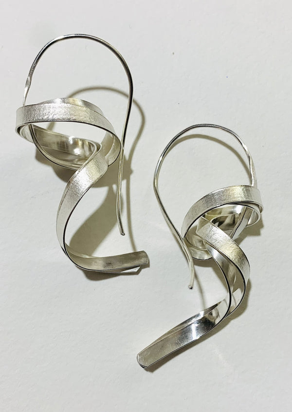 Kimono Obi Knot Earrings in Silver by Tomoe Akiba