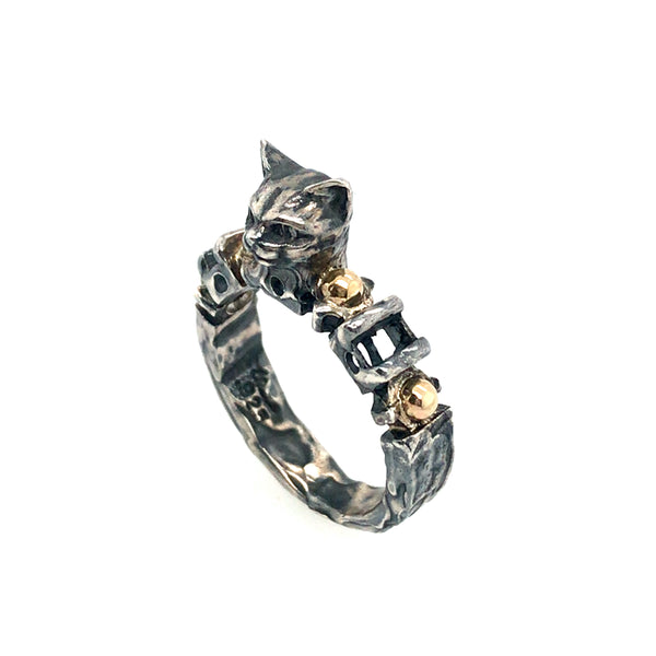 Cat's Head Ring by Catrie