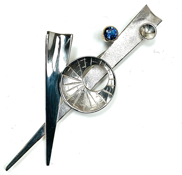 Blue Sapphire Brooch by Tomoe Akiba